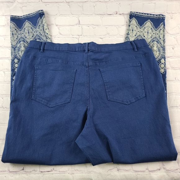 Venus Wmn's 20 Paisley Jeans Royal Blue - Picture 3 of 11